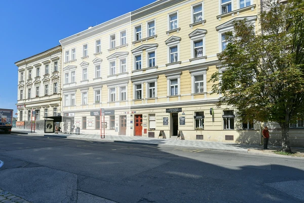 Pod Kaštany, Dejvice - Prague 6 | Sale, Apartment building, 1 100 m²