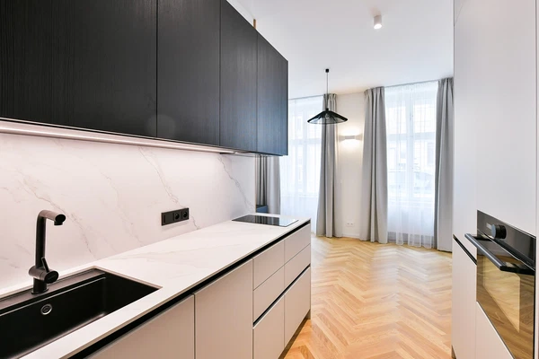 Varšavská, Vinohrady - Praha 2 | Pronájem, Byt, 1+kk, 33 m²