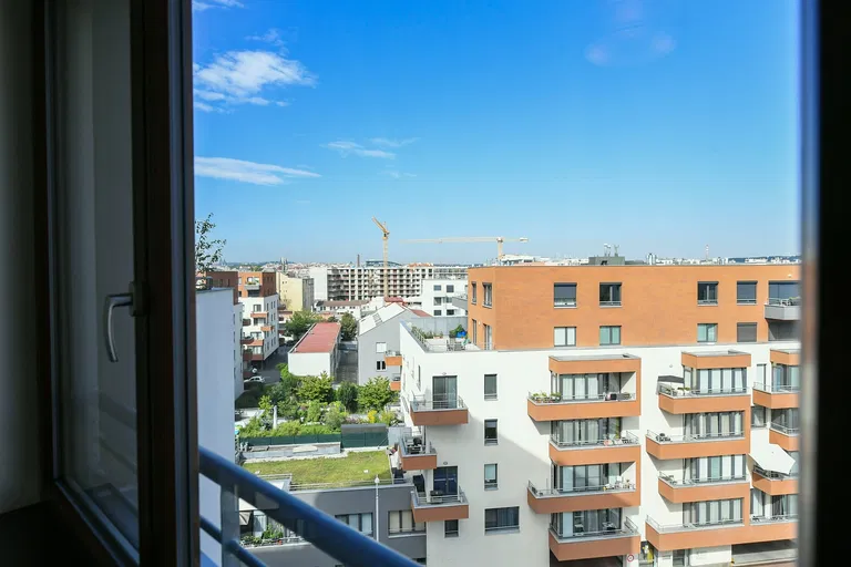 V háji, Holešovice - Prague 7 | Rent, Apartment, Two-bedroom (3+kk), 87 m²