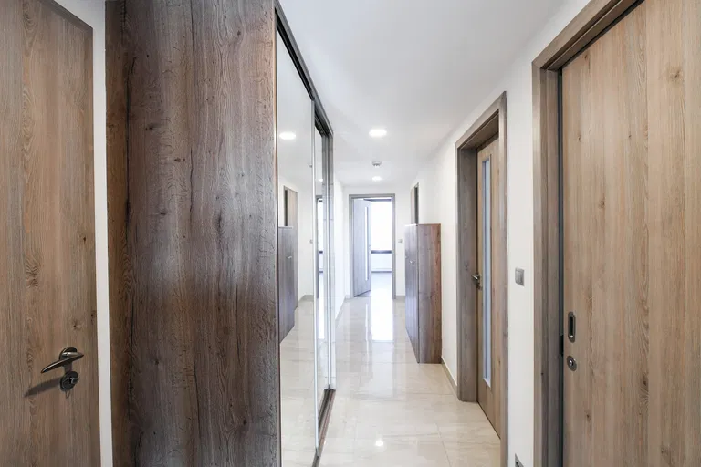 V háji, Holešovice - Prague 7 | Rent, Apartment, Two-bedroom (3+kk), 87 m²