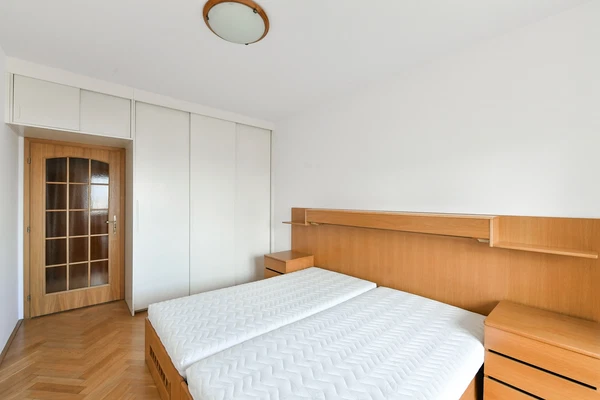 Slavníkova, Břevnov - Praha 6 | Pronájem, Byt, 2+kk, 52 m²