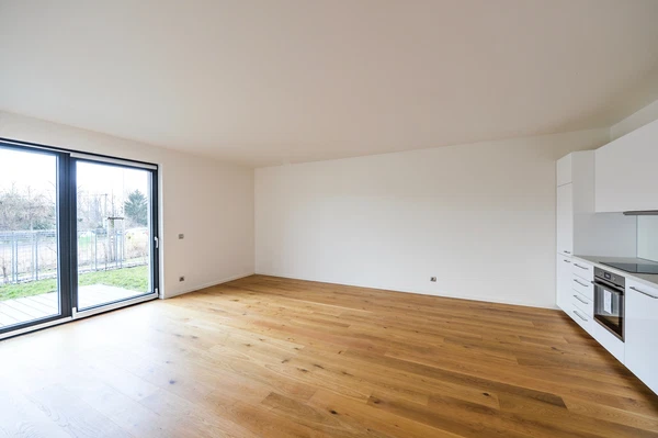 Menclova, Libeň - Prague 8 | Rent, Apartment, One-bedroom (2+kk), 61 m²