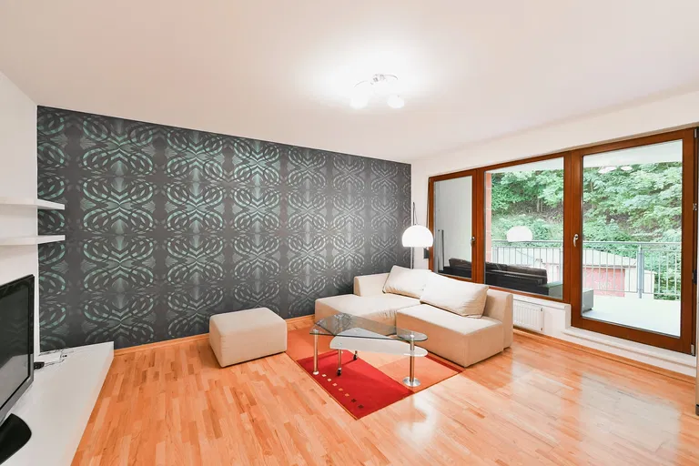 Lovčenská, Košíře - Prague 5 | Rent, Apartment, Two-bedroom (3+kk), 88 m²