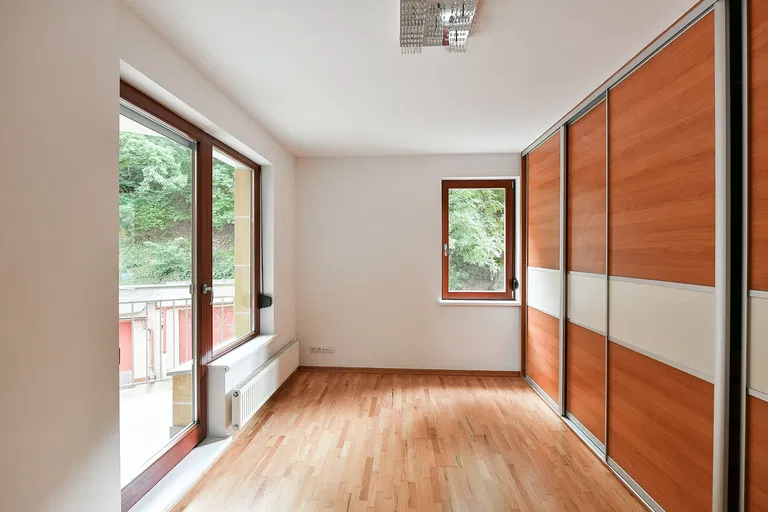 Lovčenská, Košíře - Prague 5 | Rent, Apartment, Two-bedroom (3+kk), 88 m²