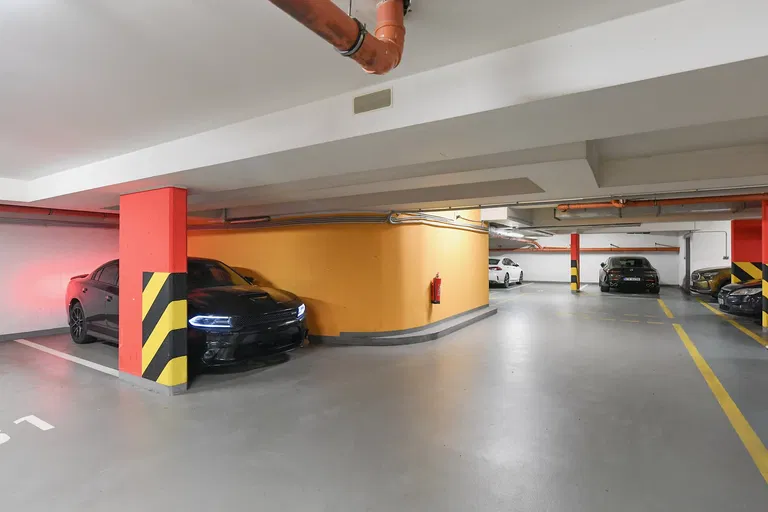 Lovčenská, Košíře - Prague 5 | Rent, Apartment, Two-bedroom (3+kk), 88 m²