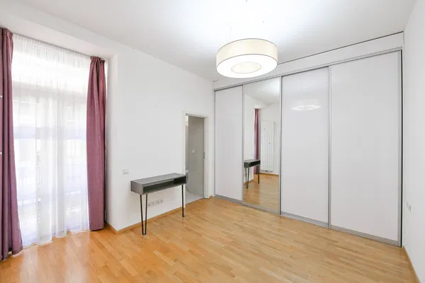 Kateřinská, Nové Město - Praha 2 | Pronájem, Byt, 4+kk, 137 m²