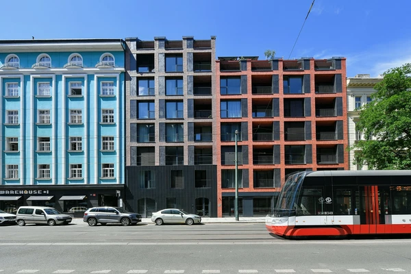 Sokolovská, Karlín - Prague 8 | Rent, Retail space, 121 m²