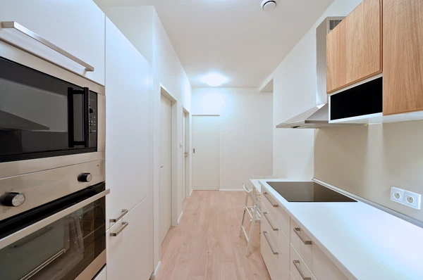 Lucemburská, Vinohrady - Praha 3 | Pronájem, Byt, 2+kk, 54 m²