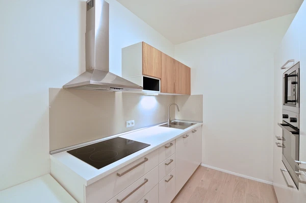 Lucemburská, Vinohrady - Praha 3 | Pronájem, Byt, 2+kk, 54 m²