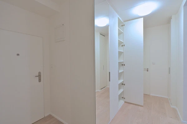 Lucemburská, Vinohrady - Praha 3 | Pronájem, Byt, 2+kk, 54 m²