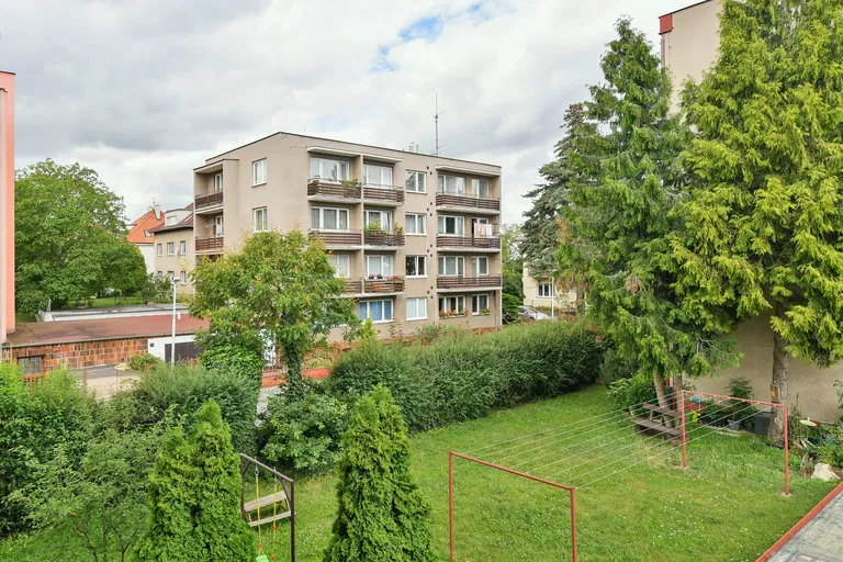 Rozýnova, Břevnov - Prague 6 | Rent, Apartment, Three-bedroom (4+kk), 93 m²