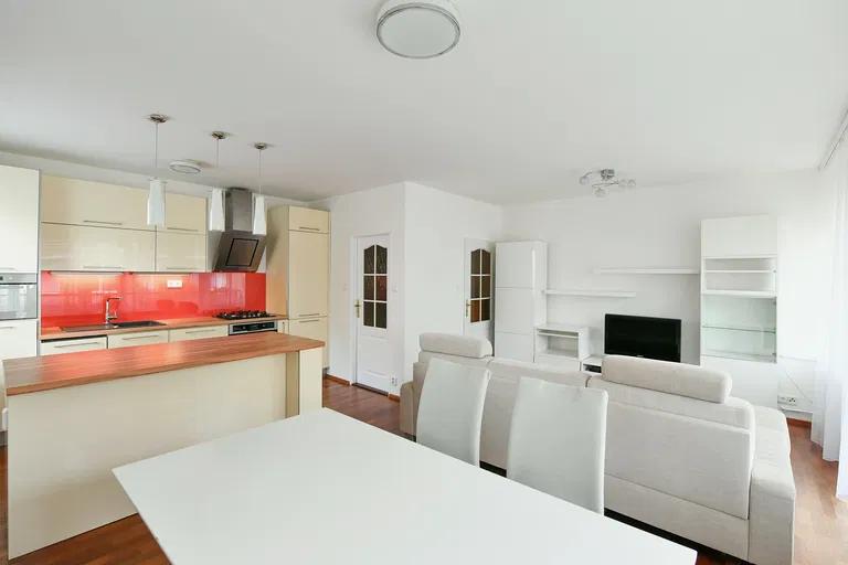 Rozýnova, Břevnov - Prague 6 | Rent, Apartment, Three-bedroom (4+kk), 93 m²