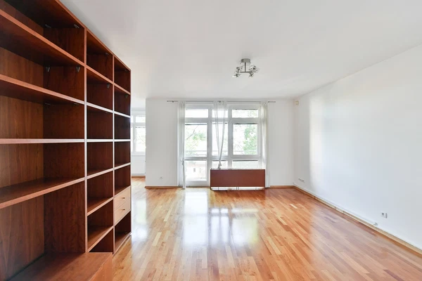 U Zvonařky, Vinohrady - Prague 2 | Rent, Apartment, Three-bedroom (4+kk), 117 m²