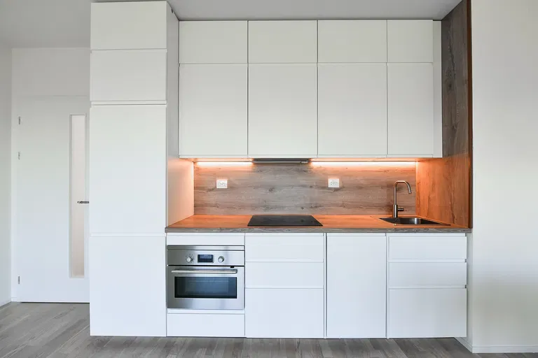 Na Libušáku, Libeň - Praha 8 | Pronájem, Byt, 2+kk, 65 m²