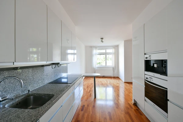 U Zvonařky, Vinohrady - Prague 2 | Rent, Apartment, Three-bedroom (4+kk), 117 m²