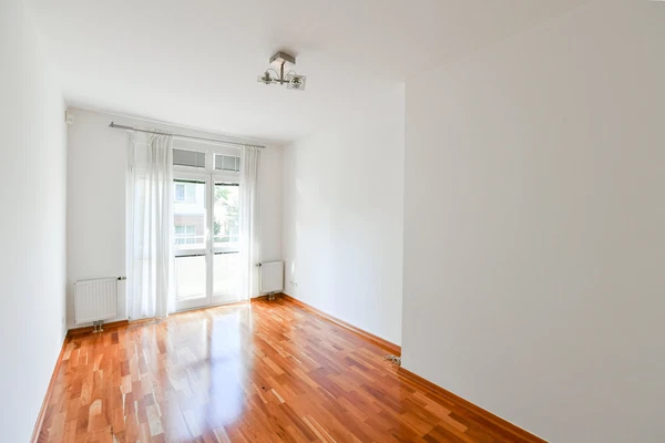 U Zvonařky, Vinohrady - Prague 2 | Rent, Apartment, Three-bedroom (4+kk), 117 m²