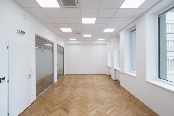 Strakonická, Smíchov - Praha 5 | Pronájem, Kancelářské prostory, 629 m²