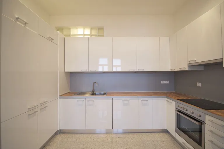 Chopinova, Vinohrady - Prague 2 | Rent, Apartment, Two-bedroom (3+kk), 110 m²