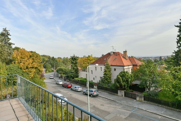 Na Šumavě, Smíchov - Prague 5 | Rent, House, Six-bedroom (7+1), 330 m²