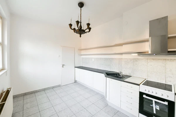 Na Šumavě, Smíchov - Prague 5 | Rent, House, Six-bedroom (7+1), 330 m²