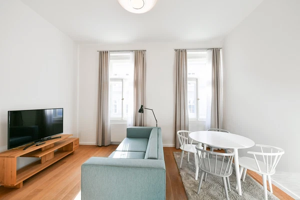 Šeříkova, Malá Strana - Praha 1 | Pronájem, Byt, 2+kk, 43 m²