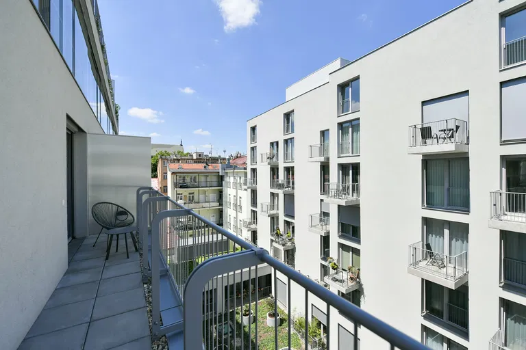 Křižíkova, Karlín - Praha 8 | Pronájem, Byt, 2+kk, 70 m²