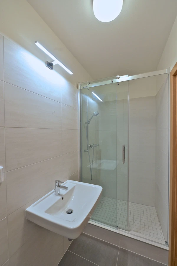 Lublaňská, Nové Město - Praha 2 | Pronájem, Byt, 2+kk, 56 m²