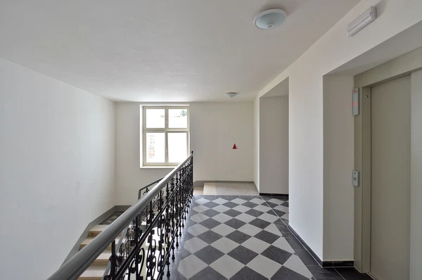 Lublaňská, Nové Město - Praha 2 | Pronájem, Byt, 2+kk, 56 m²