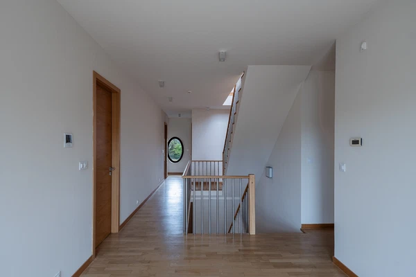 Nebušická, Nebušice - Prague 6 | Rent, House, Six-bedroom (7+kk), 400 m²