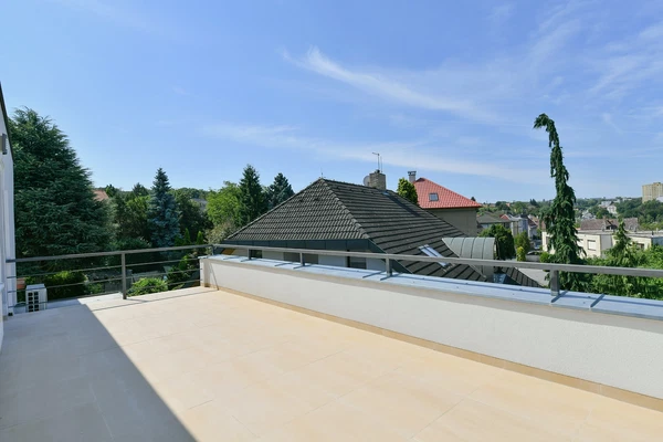 Hlušičkova, Stodůlky - Praha 5 | Pronájem, Rodinný dům, 5+kk, 342 m²