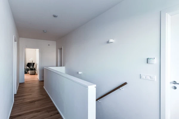 Schollova, Čakovice - Prague 9 | Sale, House, Four-bedroom (5+kk), 165 m²