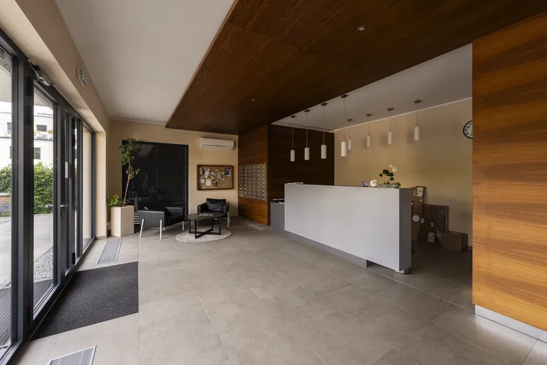 Radičova, Břevnov - Praha 6 | Pronájem, Byt, 2+kk, 42 m²