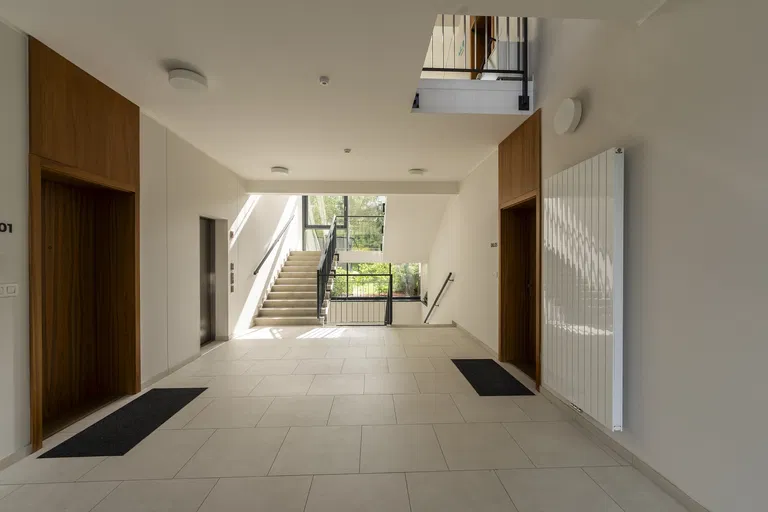 Radičova, Břevnov - Praha 6 | Pronájem, Byt, 2+kk, 42 m²