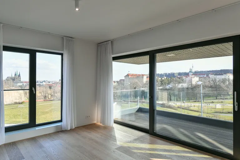 U Laboratoře, Střešovice - Praha 6 | Pronájem, Byt, 5+kk, 193 m²