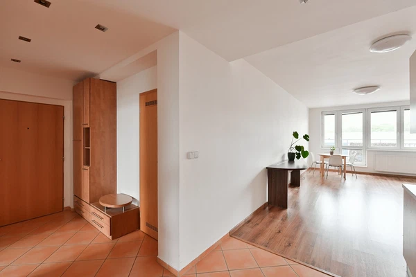 Muškova, Kunratice - Prague 4 | Rent, Apartment, Two-bedroom (3+kk), 76 m²