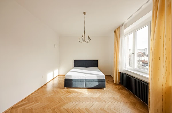 Pomezní, Libeň - Prague 8 | Rent, Apartment, Three-bedroom (4+1), 149 m²