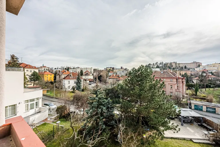 Pomezní, Libeň - Prague 8 | Rent, Apartment, Three-bedroom (4+1), 151 m²