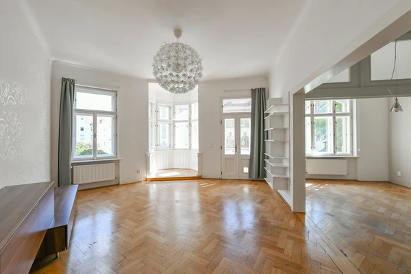 Lyčkovo náměstí, Karlín - Praha 8 | Pronájem, Byt, 4+kk, 104 m²