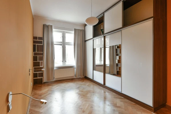 Lyčkovo náměstí, Karlín - Praha 8 | Pronájem, Byt, 4+kk, 104 m²