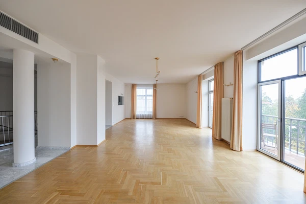 Rooseveltova, Bubeneč - Prague 6 | Rent, Apartment, Five-bedroom (6+1), 371 m²