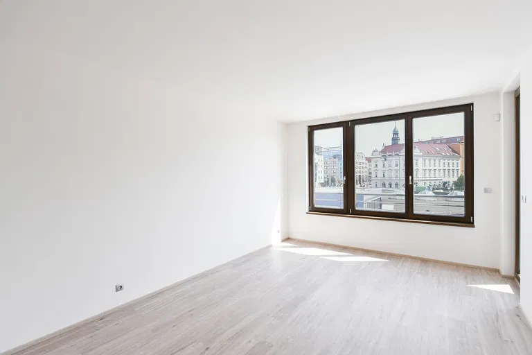 Bassova, Vysočany - Prague 9 | Rent, Apartment, One-bedroom (2+kk), 61 m²