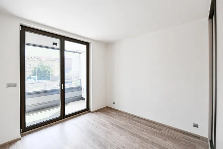 Bassova, Vysočany - Prague 9 | Rent, Apartment, One-bedroom (2+kk), 61 m²