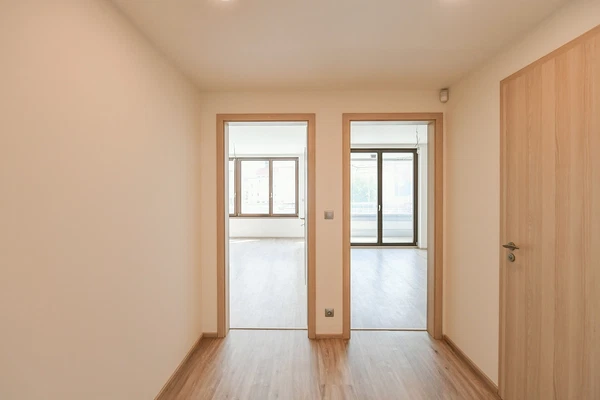 Bassova, Vysočany - Praha 9 | Pronájem, Byt, 2+kk, 57 m²