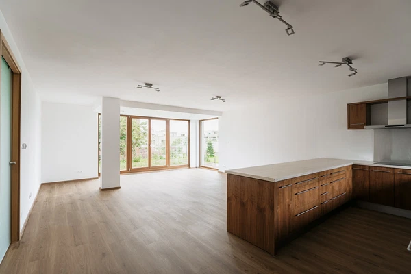 Břežánecká, Jinonice - Prague 5 | Rent, House, Four-bedroom (5+kk), 265 m²