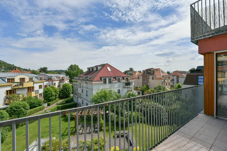 Trojská, Troja - Praha 7 | Pronájem, Byt, 5+kk, 186 m²