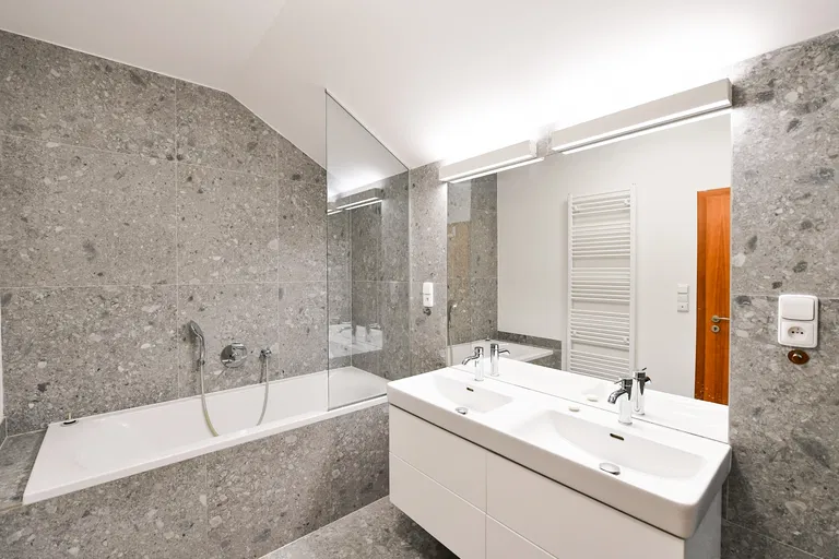 Trojská, Troja - Praha 7 | Pronájem, Byt, 5+kk, 186 m²
