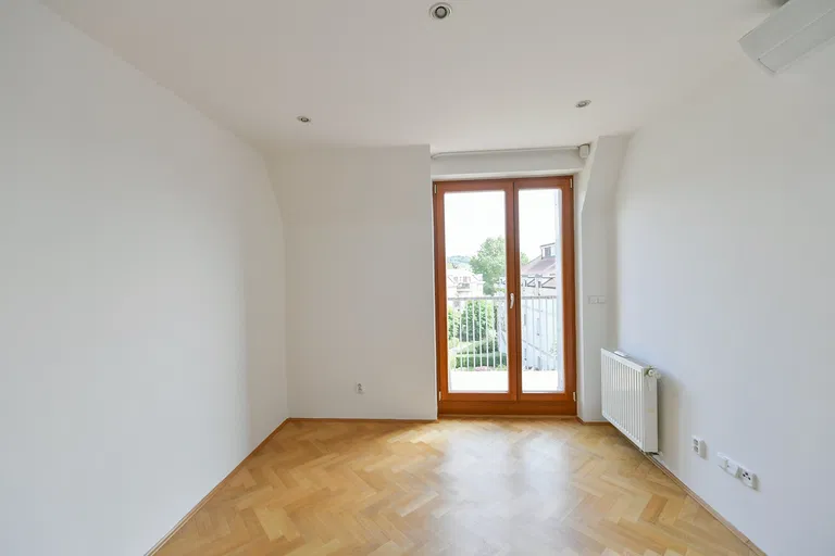 Trojská, Troja - Praha 7 | Pronájem, Byt, 5+kk, 186 m²
