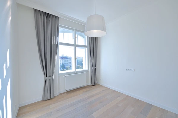 náměstí Jiřího z Poděbrad, Vinohrady - Praha 3 | Pronájem, Byt, 3+1, 137 m²