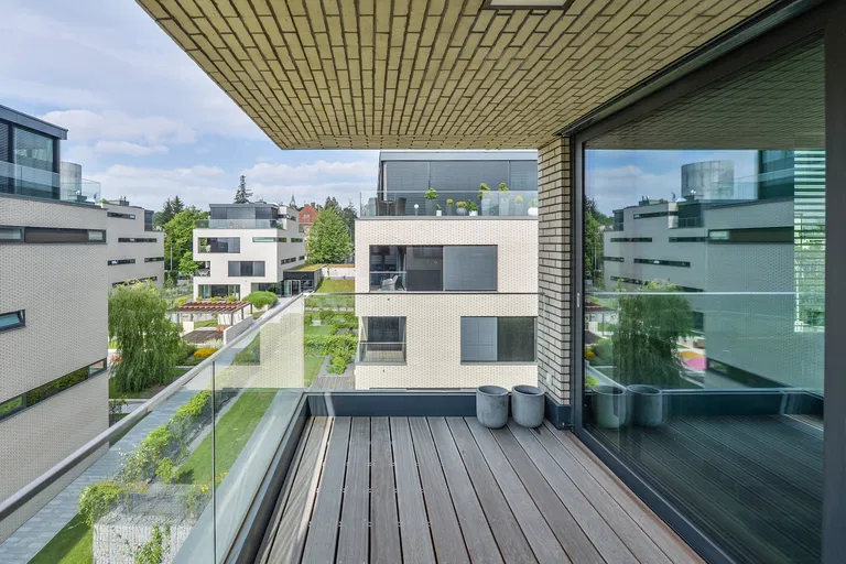 U Laboratoře, Střešovice - Prague 6 | Rent, Apartment, One-bedroom (2+kk), 78 m²
