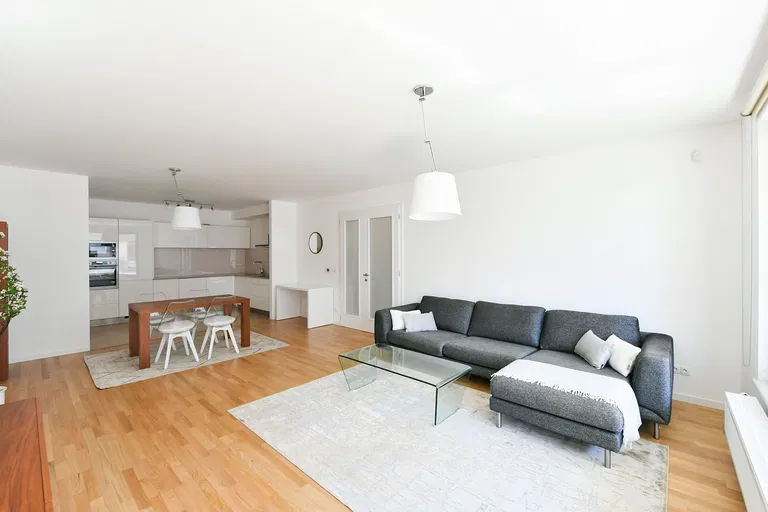 Nad Závěrkou, Břevnov - Prague 6 | Rent, Apartment, Three-bedroom (4+kk), 136 m²